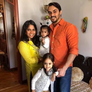 Meet your Posher, Divya